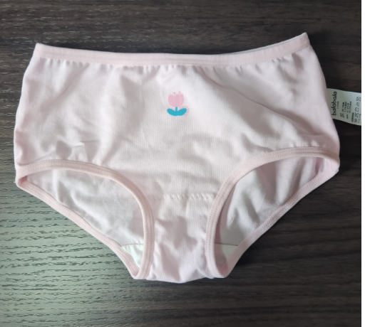 "Girls panties with soft cotton and spandex blend