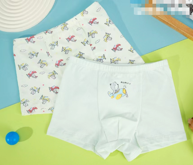 8136 boys panties with soft cotton fabric